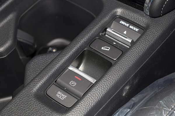 2025 Honda HR-V e:HEV L