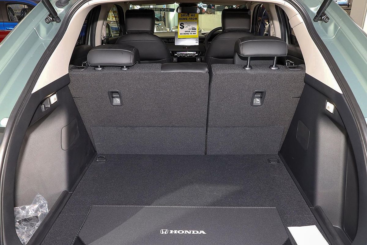 2024 Honda HR-V e:HEV X
