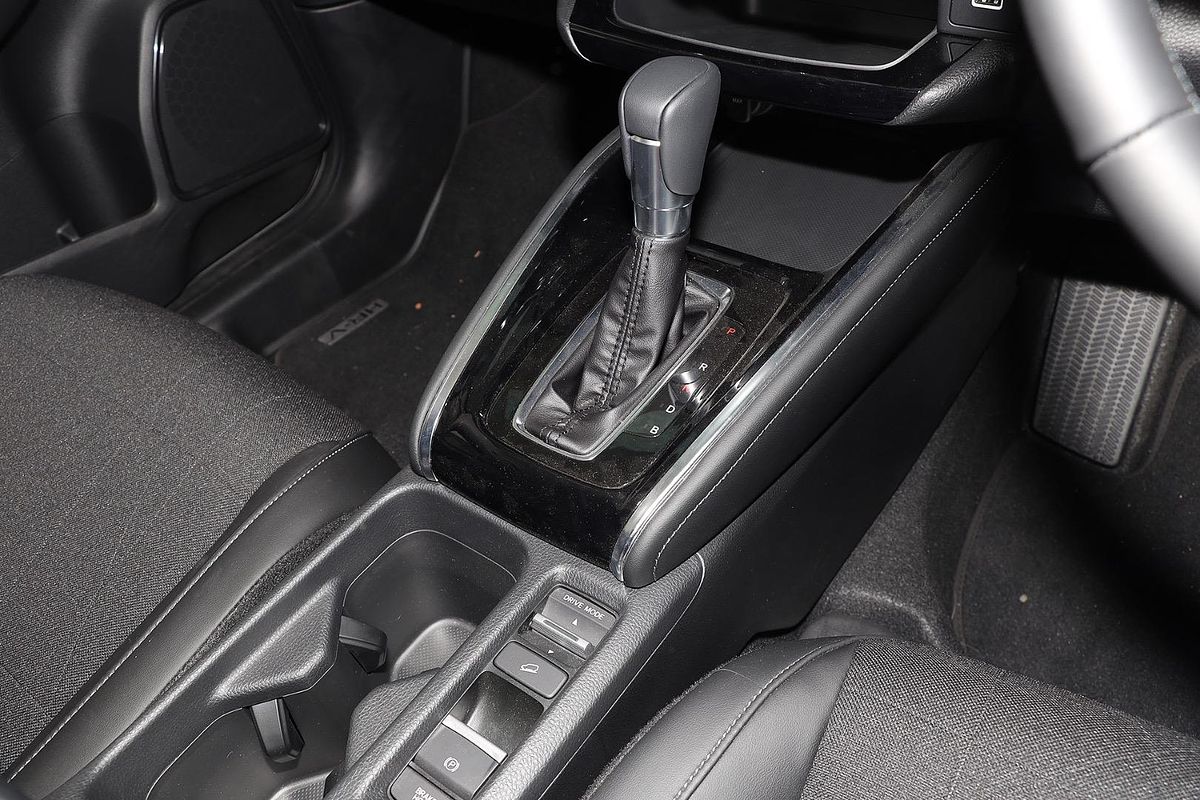 2024 Honda HR-V e:HEV X