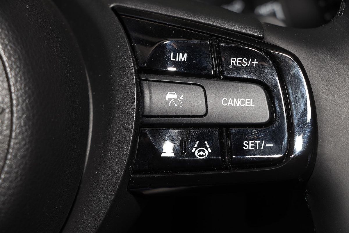 2024 Honda HR-V e:HEV X