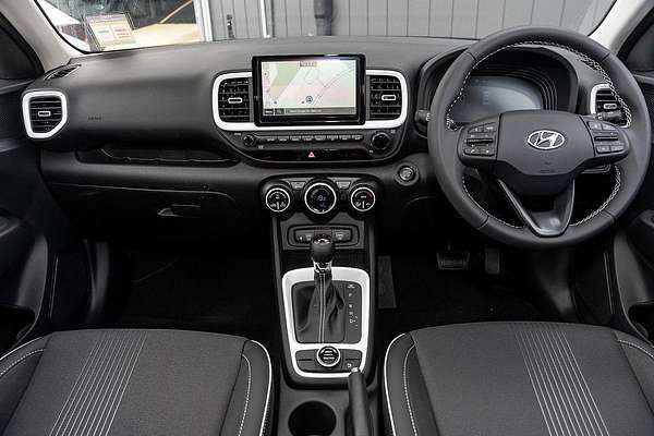 2024 Hyundai Venue Elite QX.V5
