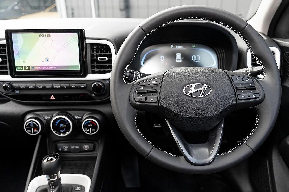 2024 Hyundai Venue Elite QX.V5