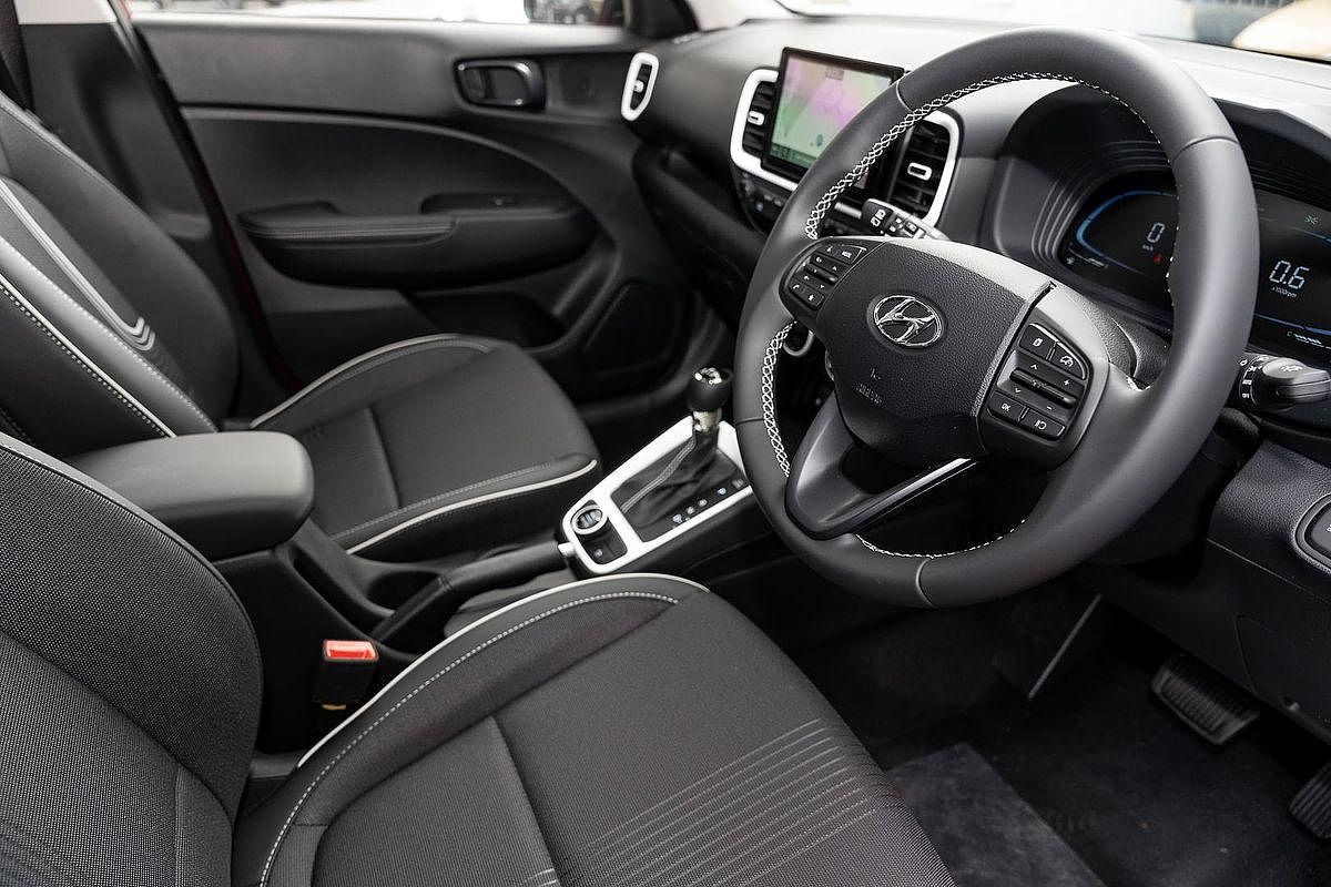 2024 Hyundai Venue Elite QX.V5