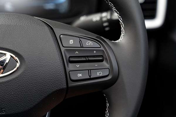 2024 Hyundai Venue Elite QX.V5