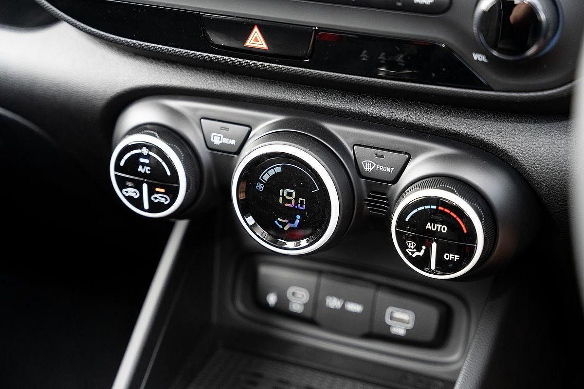 2024 Hyundai Venue Elite QX.V5