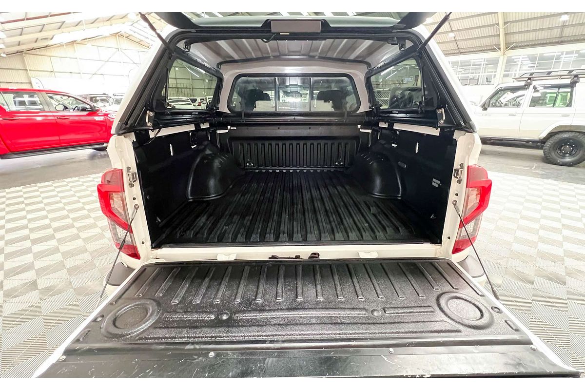 2021 Nissan Navara ST D23 4X4