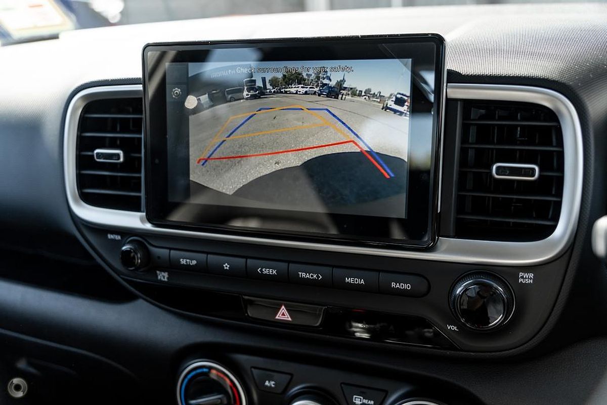 2025 Hyundai Venue Active QX.V5
