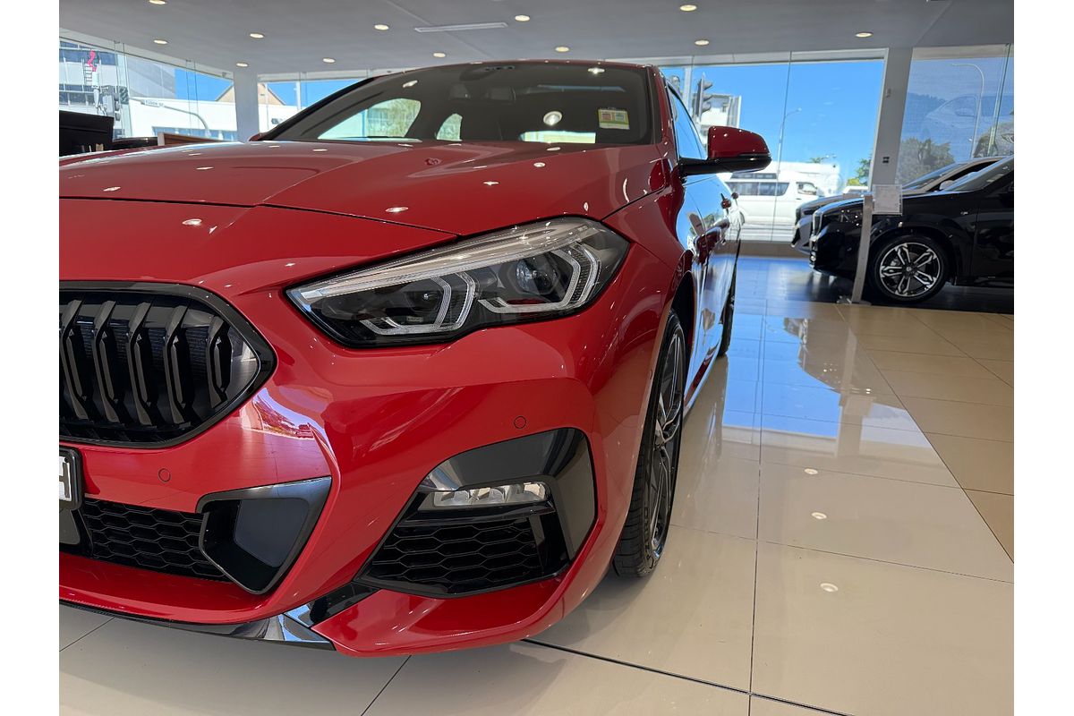 2024 BMW 2 Series 220i M Sport F44