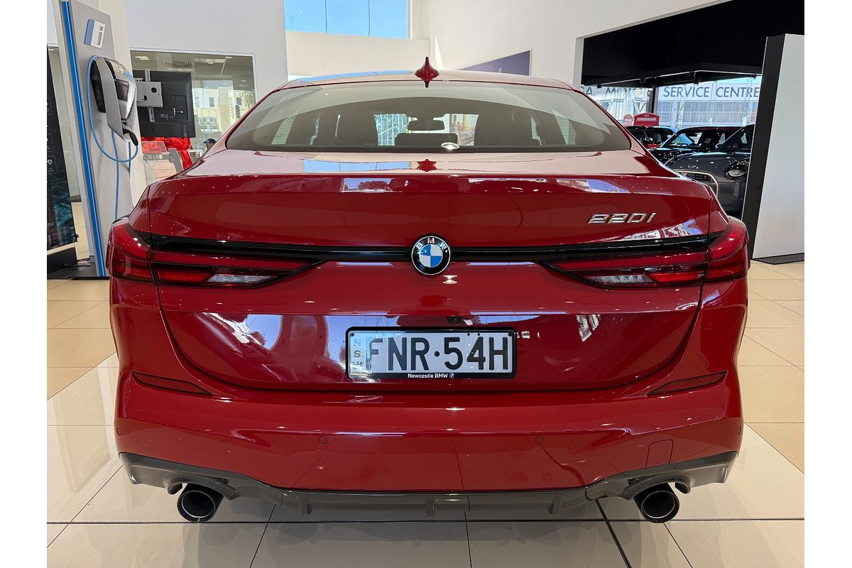 2024 BMW 2 Series 220i M Sport F44
