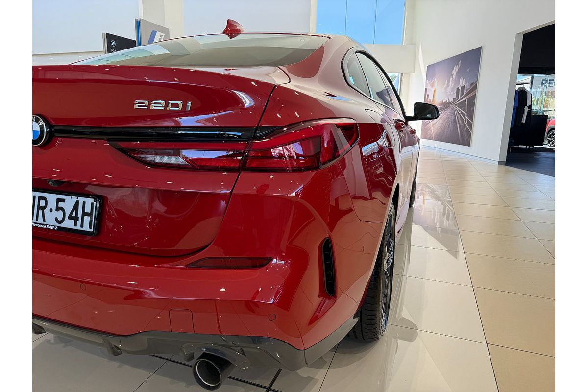 2024 BMW 2 Series 220i M Sport F44