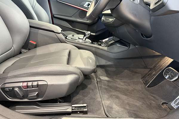 2024 BMW 2 Series 220i M Sport F44