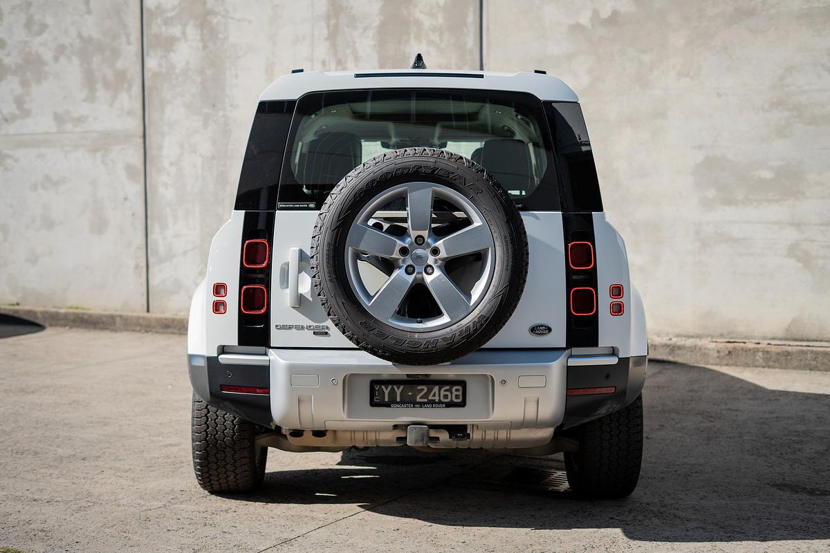 2021 Land Rover Defender 110 D300 HSE L663