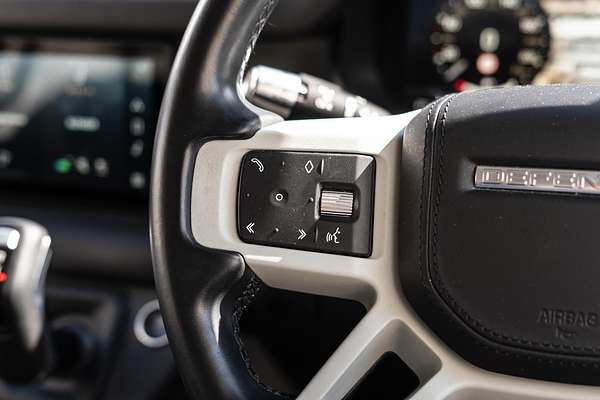 2021 Land Rover Defender 110 D300 HSE L663