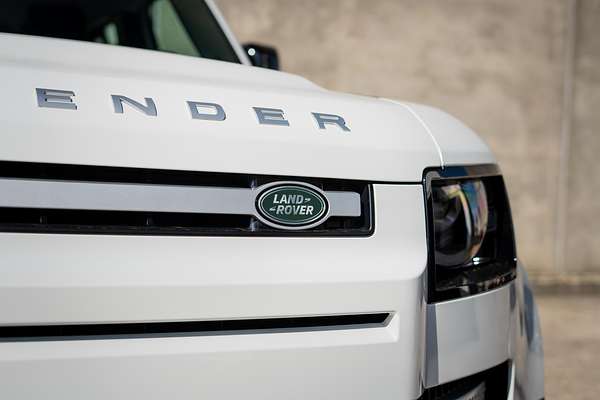 2021 Land Rover Defender 110 D300 HSE L663