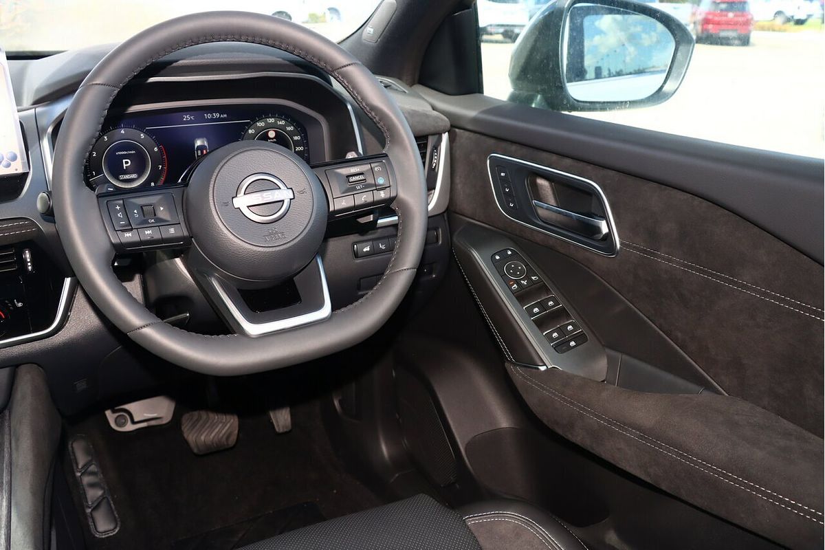2025 Nissan QASHQAI Ti-L J12