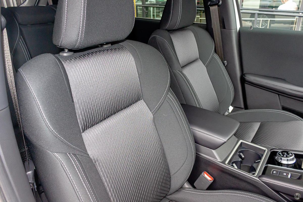 2024 Mitsubishi Outlander LS ZM