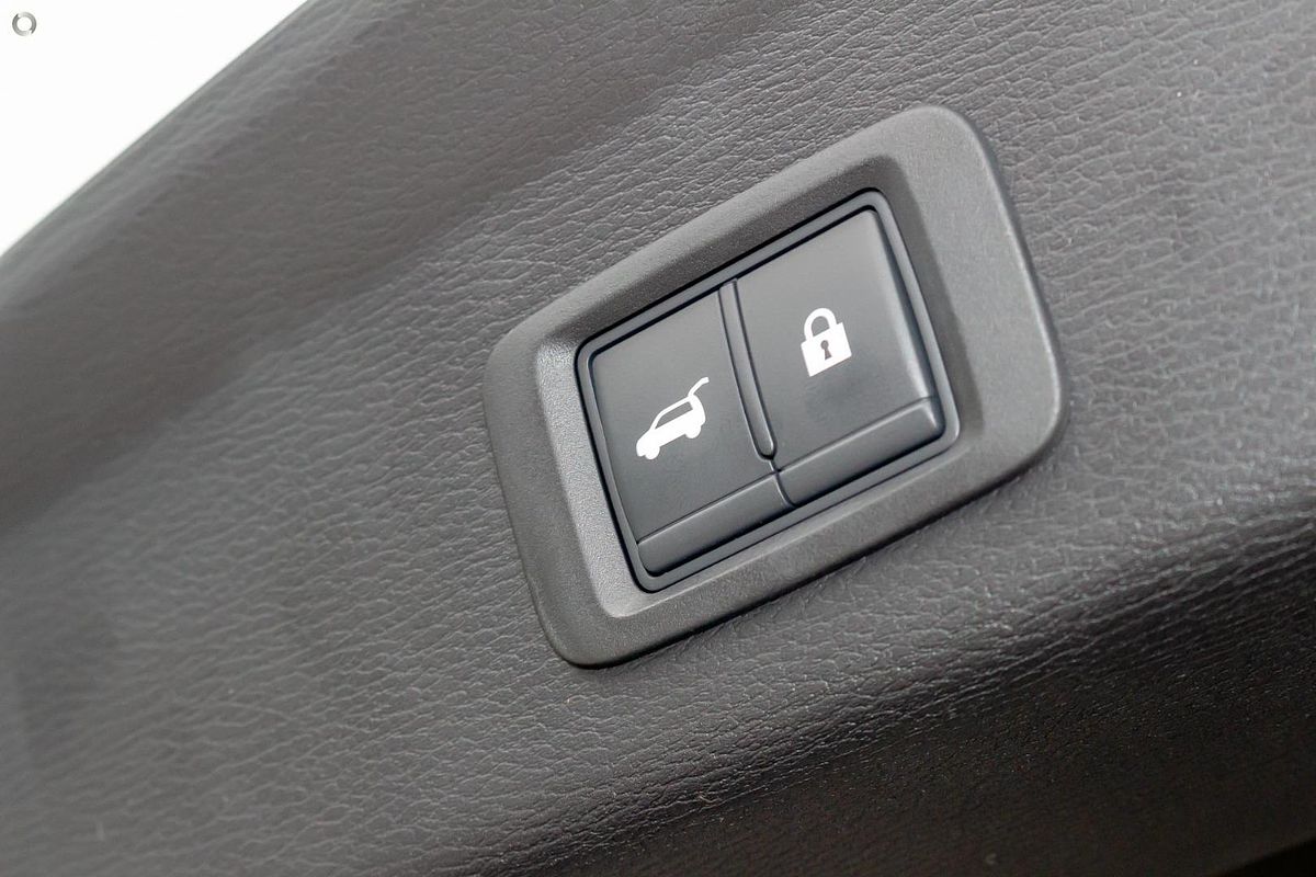 2024 Mitsubishi Outlander LS ZM