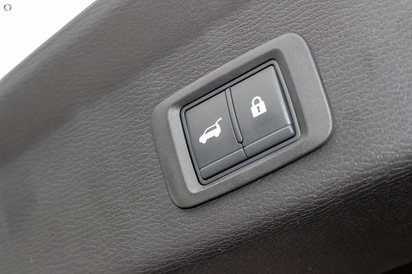 2024 Mitsubishi Outlander LS ZM
