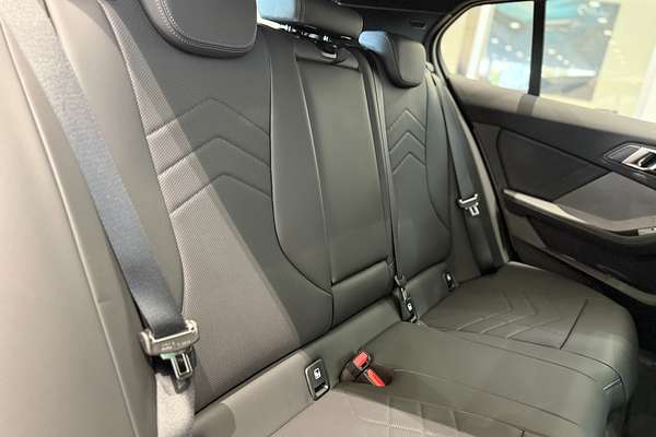 2024 BMW 1 Series 118 M Sport F70