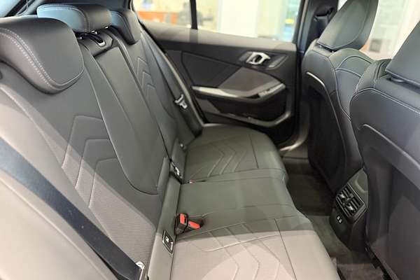 2024 BMW 1 Series 118 M Sport F70
