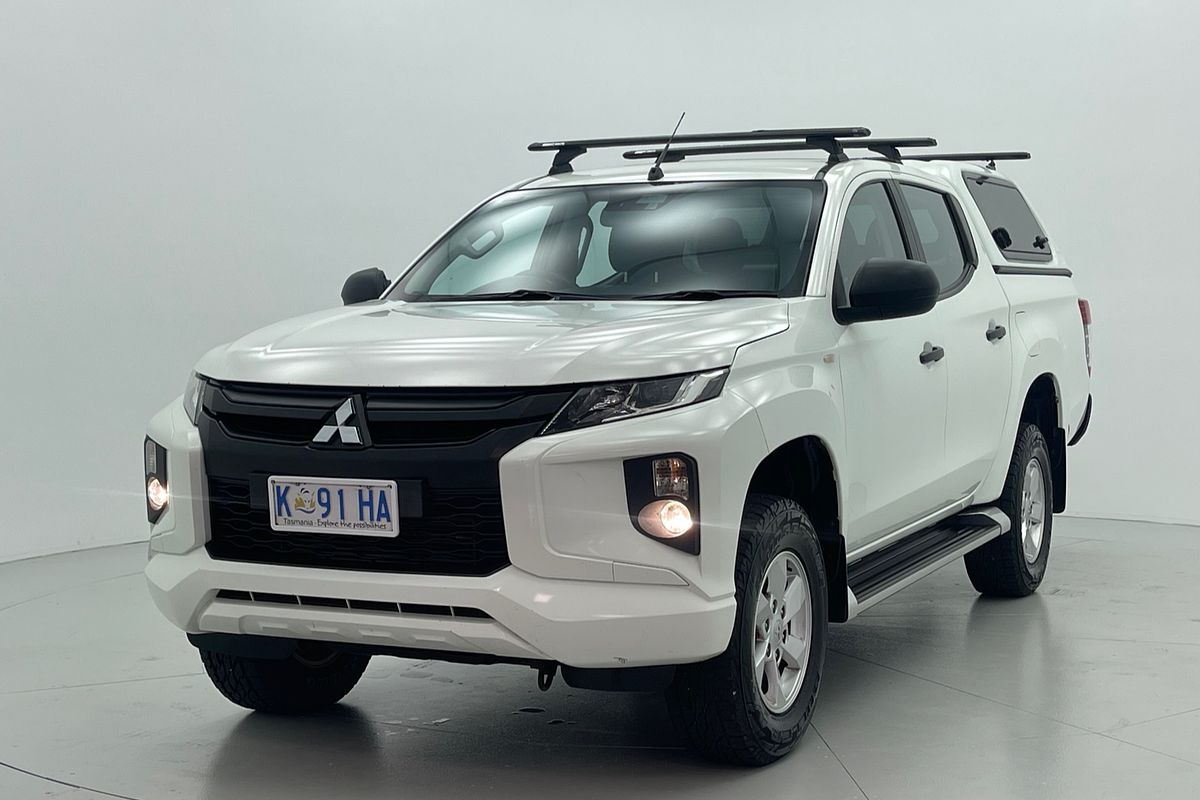 2022 Mitsubishi MR Triton GLX+ 2.4L D 6A/T 4X4 DC PU