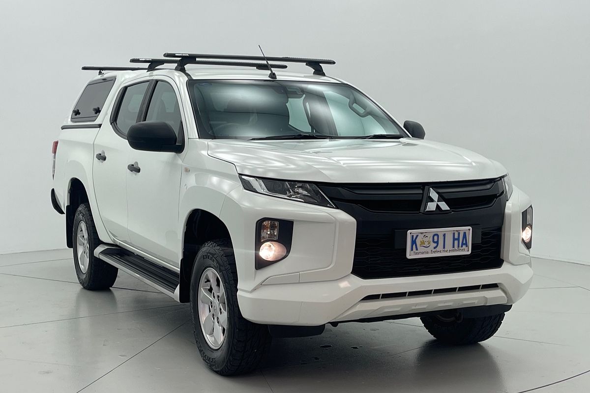 2022 Mitsubishi MR Triton GLX+ 2.4L D 6A/T 4X4 DC PU