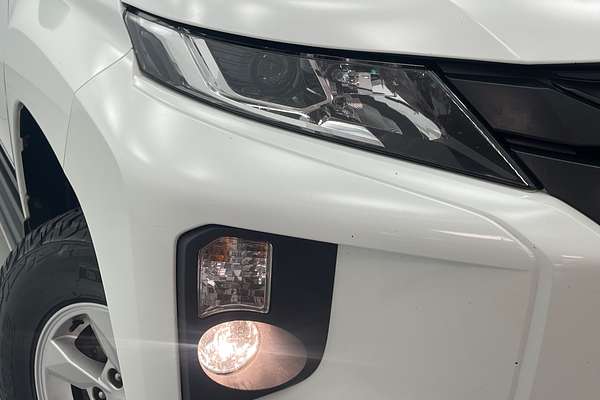 2022 Mitsubishi Triton GLX+ MR 4X4