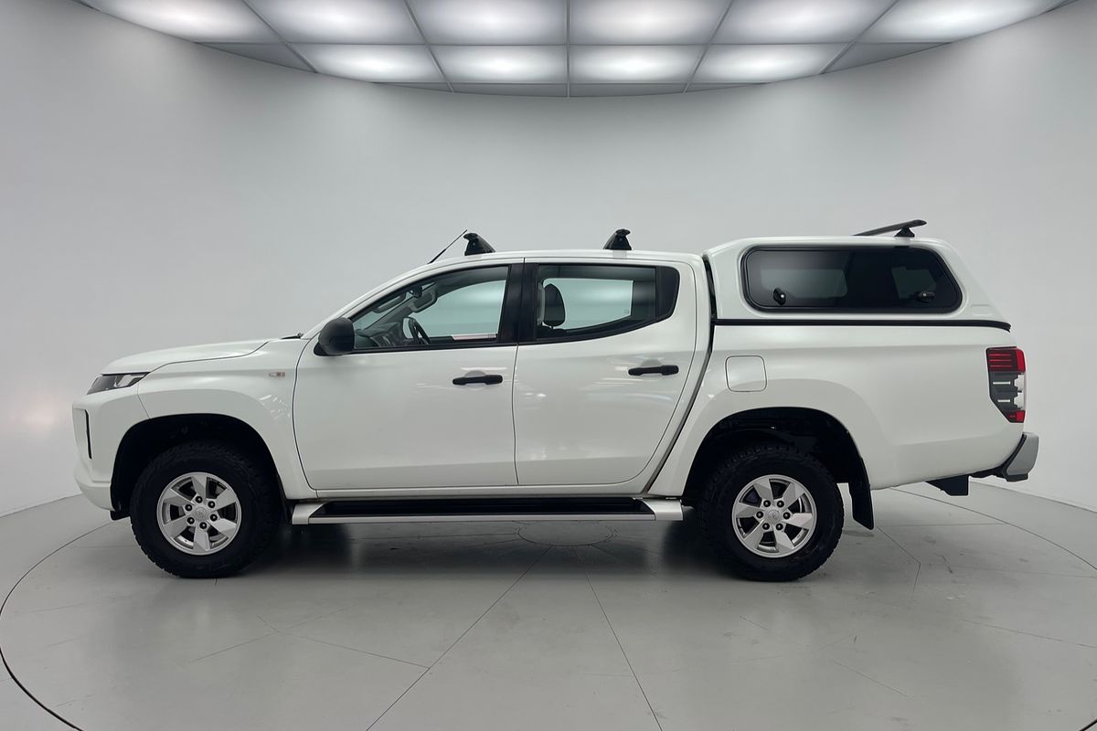 2022 Mitsubishi Triton GLX+ MR 4X4