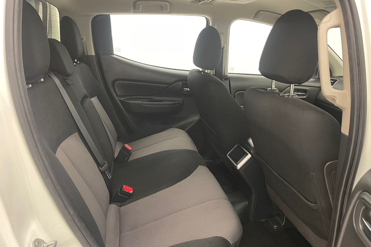 2022 Mitsubishi Triton GLX+ MR 4X4