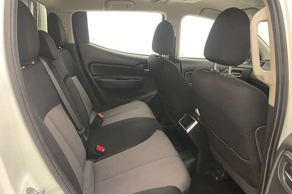 2022 Mitsubishi Triton GLX+ MR 4X4