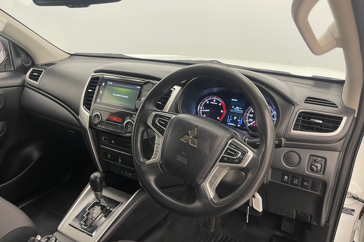 2022 Mitsubishi Triton GLX+ MR 4X4