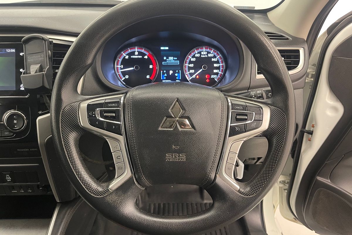 2022 Mitsubishi Triton GLX+ MR 4X4