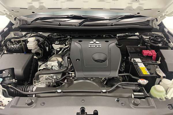 2022 Mitsubishi Triton GLX+ MR 4X4