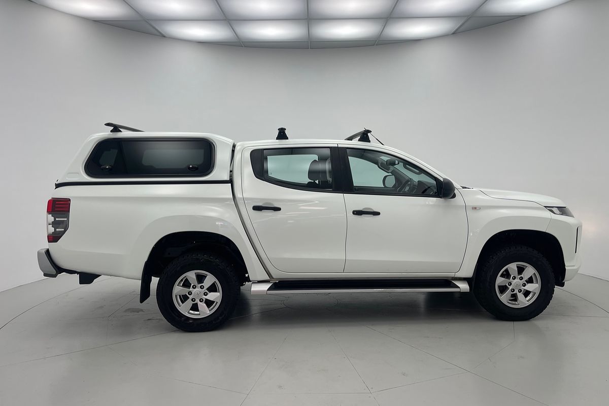 2022 Mitsubishi Triton GLX+ MR 4X4