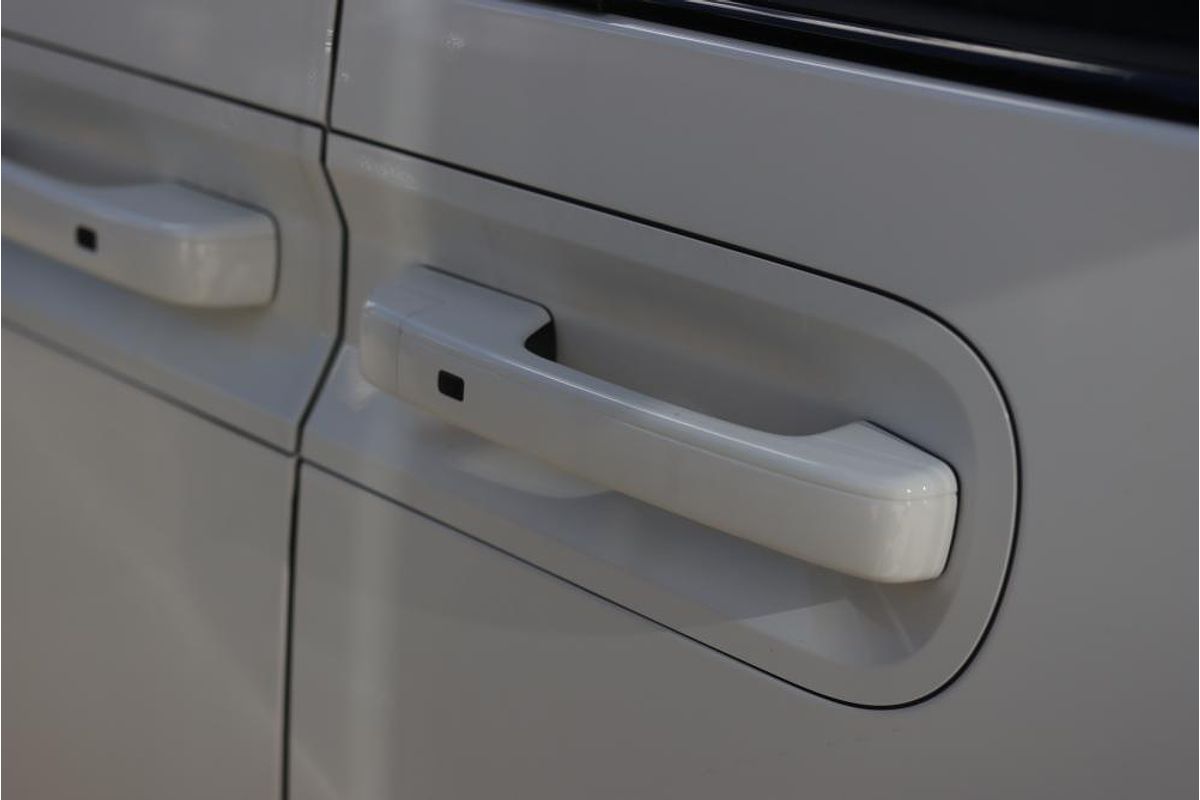 2024 Hyundai STARIA Highlander US4.V3