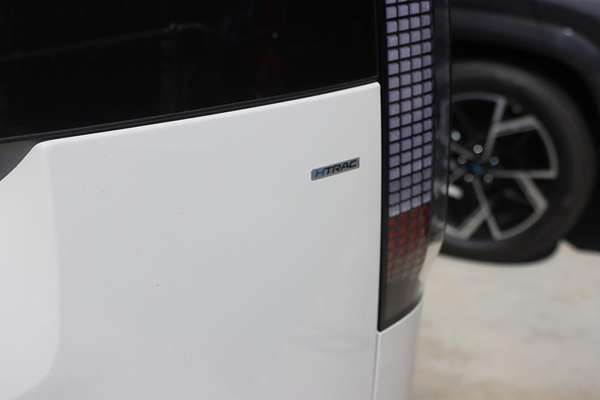 2024 Hyundai STARIA Highlander US4.V3
