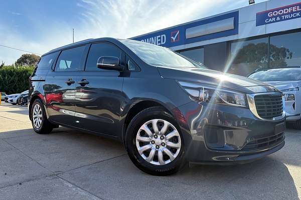 2017 Kia Carnival S YP