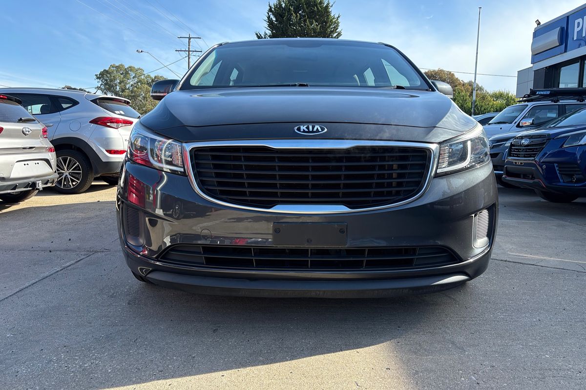 2017 Kia Carnival S YP