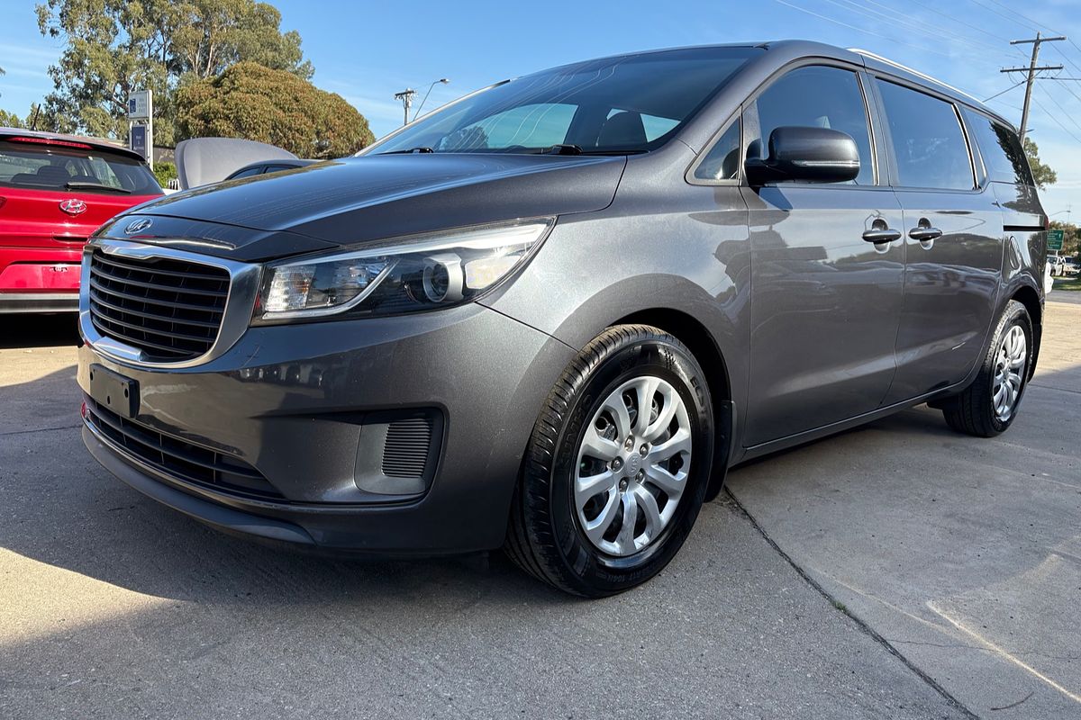 2017 Kia Carnival S YP