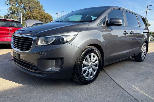 2017 Kia Carnival S YP