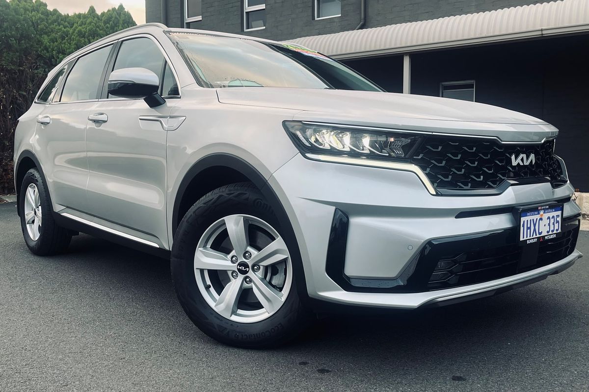 2023 Kia Sorento S MQ4