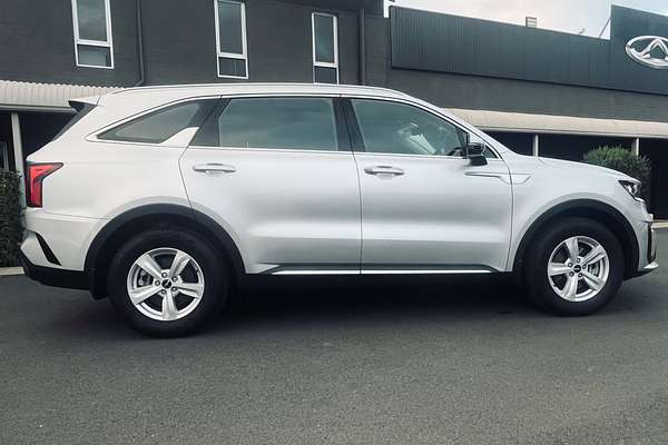 2023 Kia Sorento S MQ4