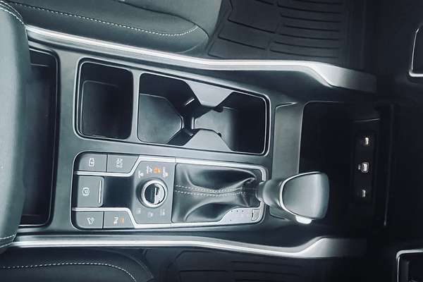2023 Kia Sorento S MQ4