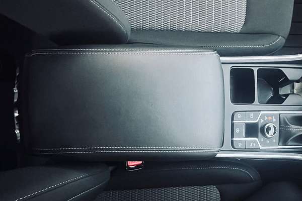 2023 Kia Sorento S MQ4