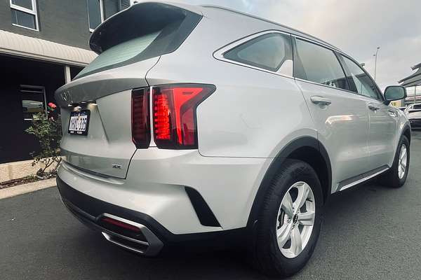 2023 Kia Sorento S MQ4