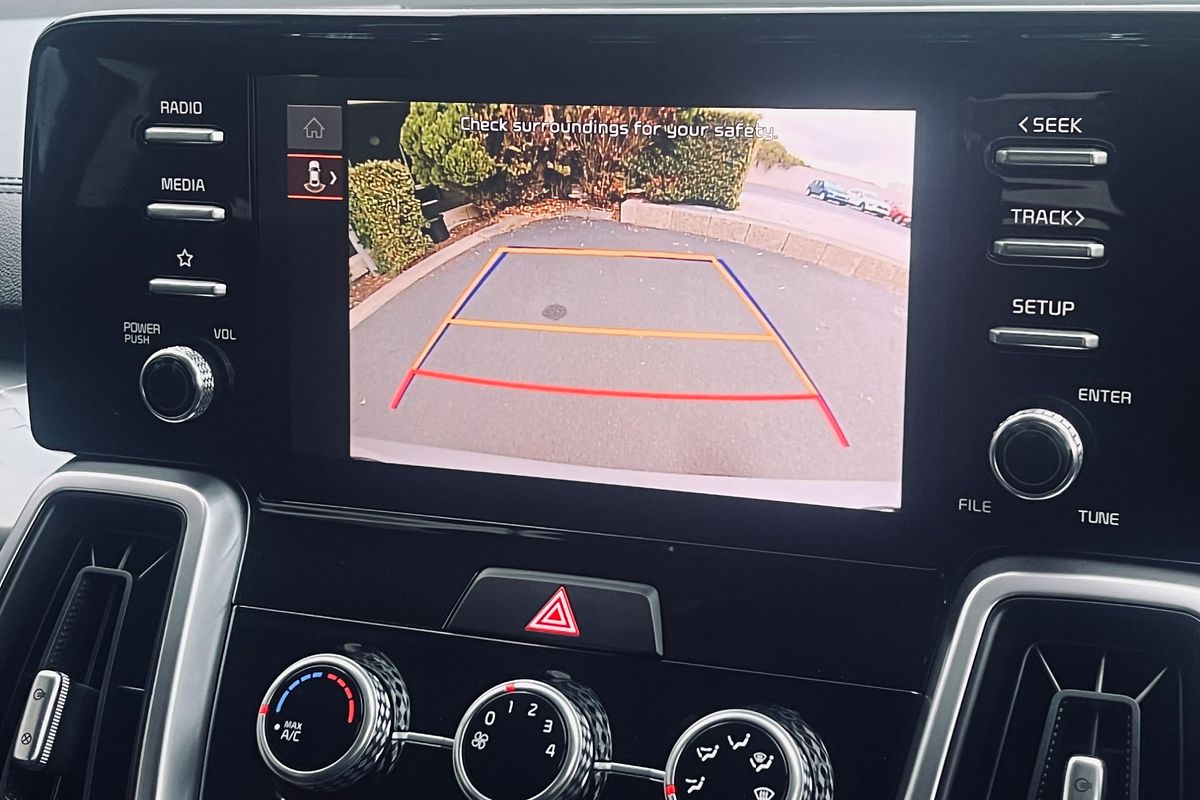 2023 Kia Sorento S MQ4