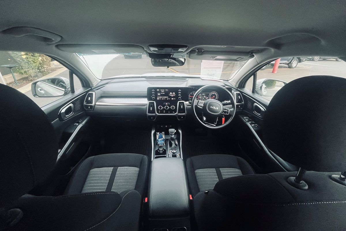 2023 Kia Sorento S MQ4