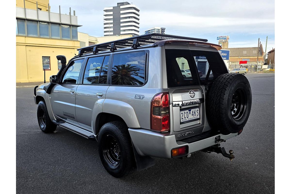 2011 Nissan Patrol ST GU 7