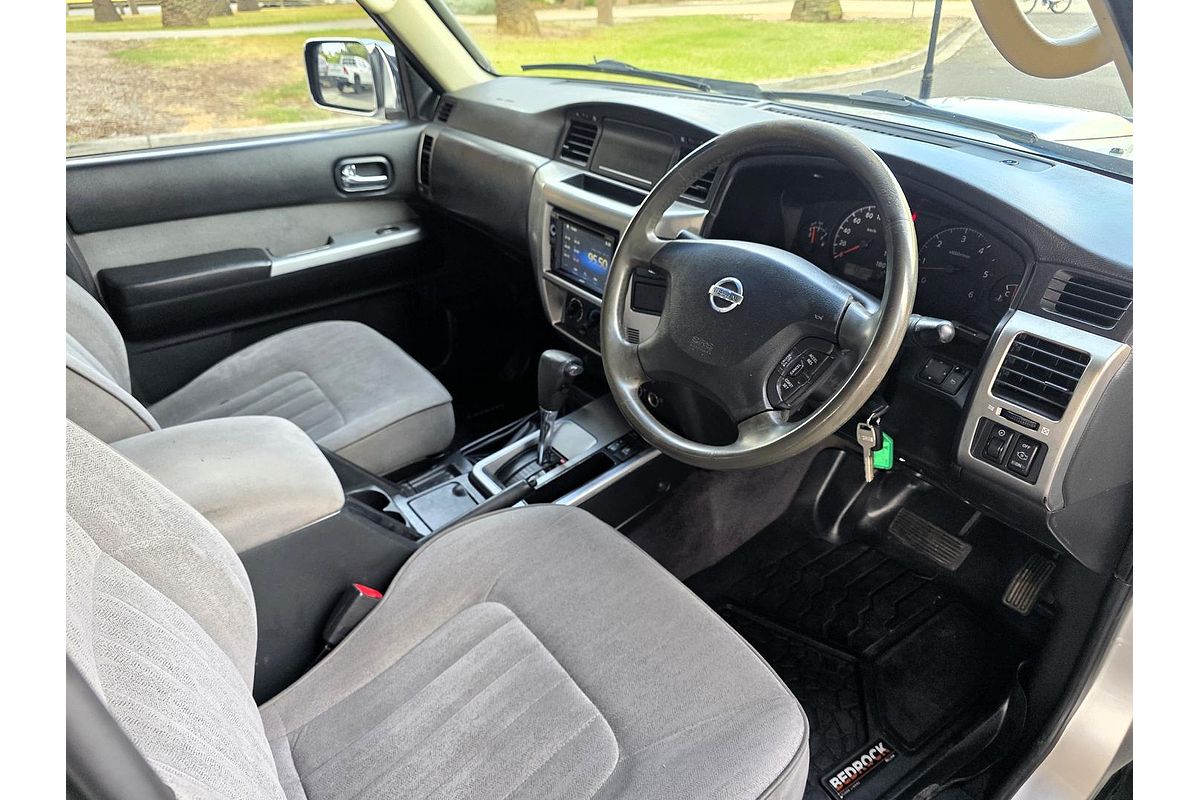 2011 Nissan Patrol ST GU 7