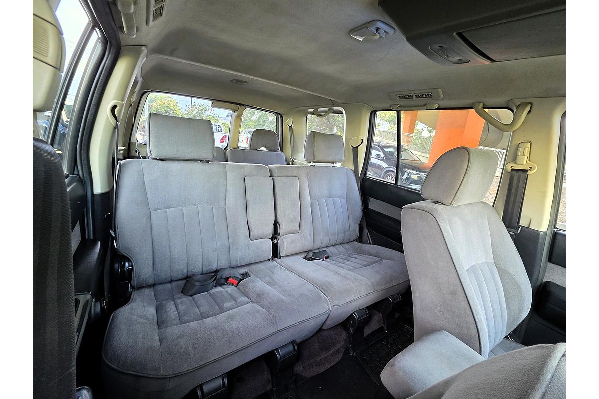 2011 Nissan Patrol ST GU 7